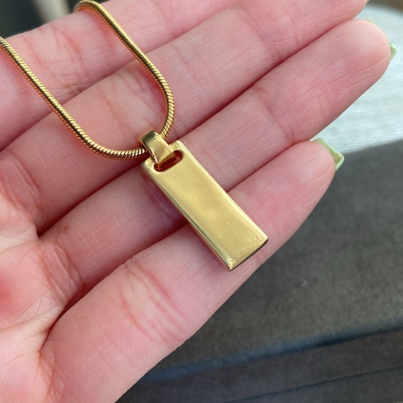 Dior Gold Logo Tag Necklace - Picture 4 of 5